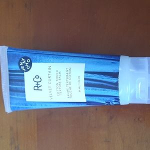R+Co Velvet Curtain Cotton Touch Texture Balm